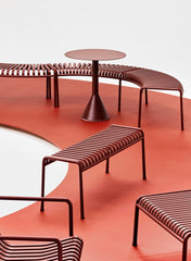 Palissade Bench, Iron Red - HAY