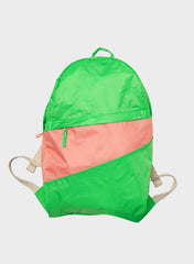 The New Foldable Backpack Greenscreen & Coral Large